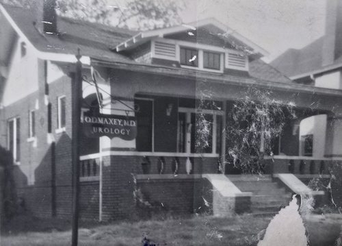 2117-broadway-street