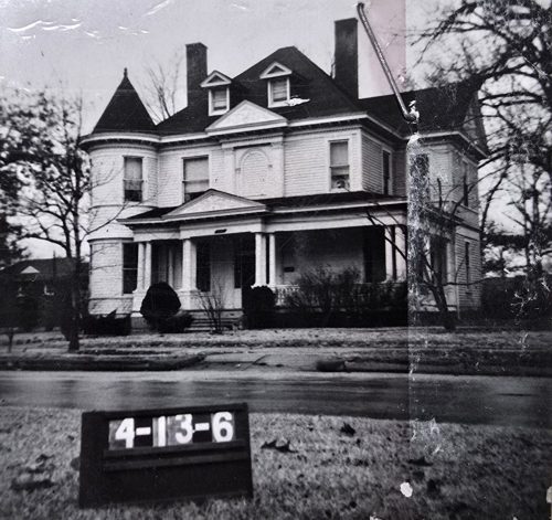 2131-broadway-street