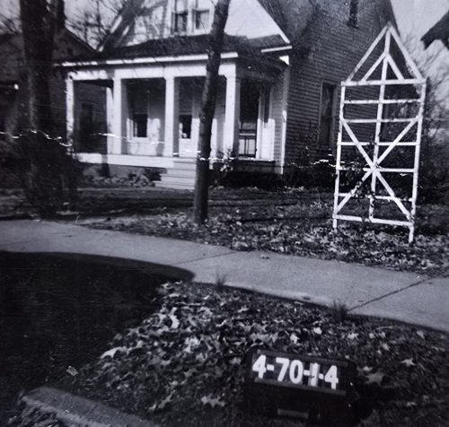 2609-broadway-street