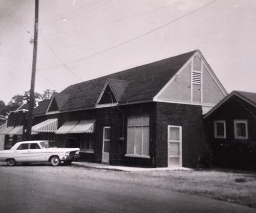 3028-broadway-street